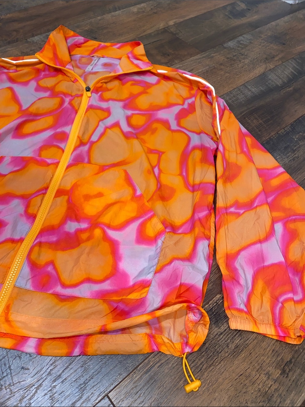 Fabletics Neon Pink & Orange Abstract Windbreaker Jacket - Picture 5 of 5